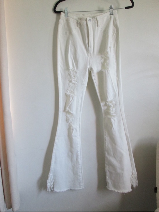 SHEIN Denim - SHEIN White distressed pants
